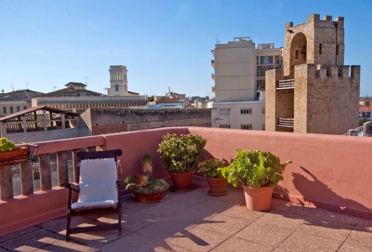 Attico In Centro Con Vista Della Torre - Cozy Penthouse Facing To The Tower Apartment Oristano Ngoại thất bức ảnh